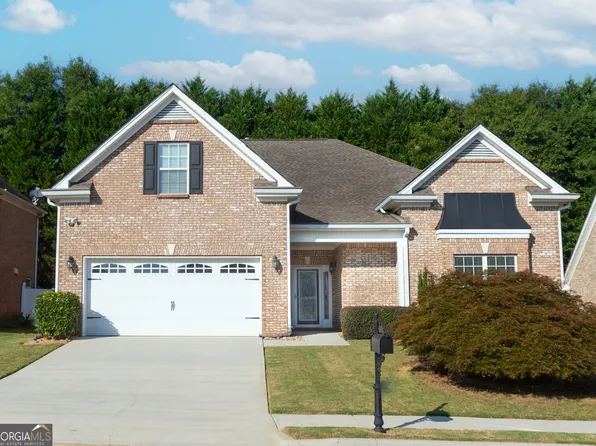 979 Yancey Ct, Loganville, GA 30052