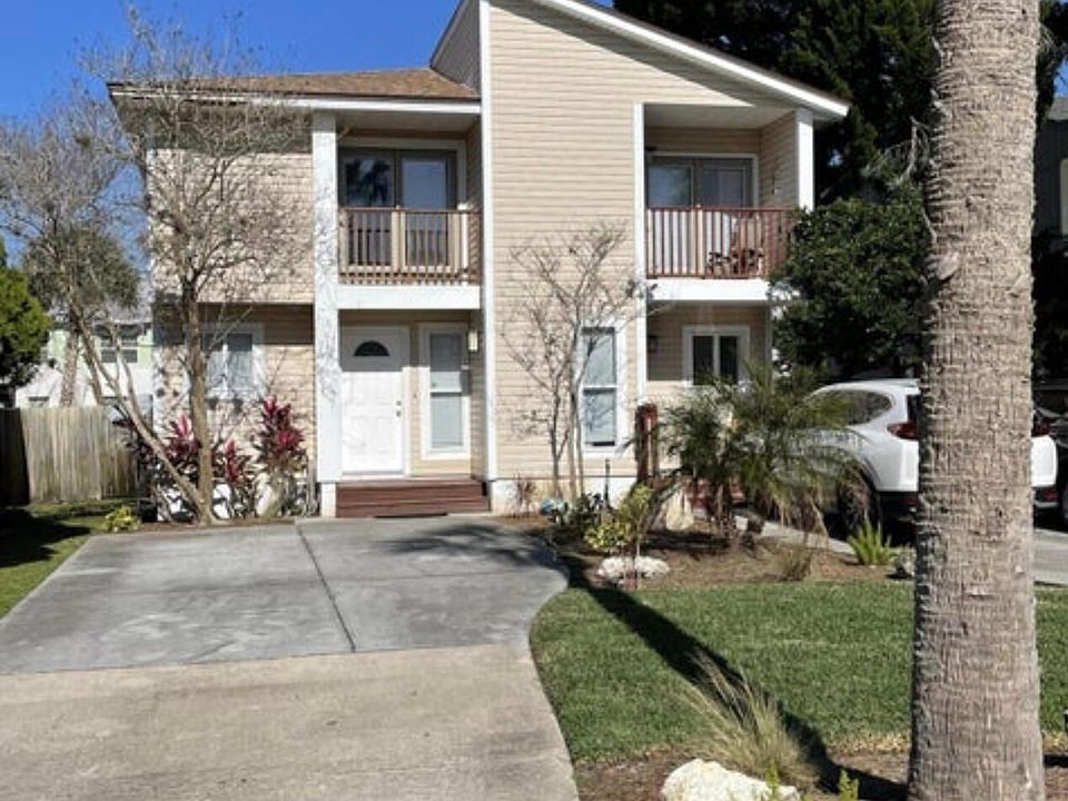 1st image of 723 6th Ave S