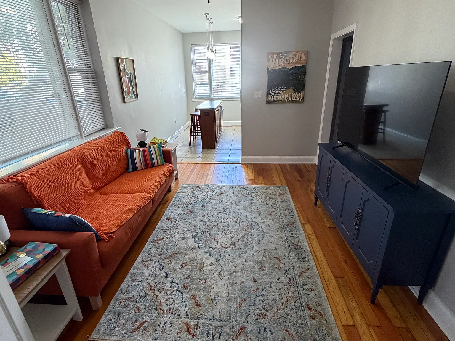 2 bed, $1,950 — Photo 1