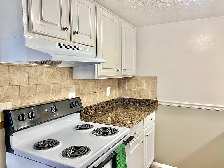 The Woods Apartments — Photo 51
