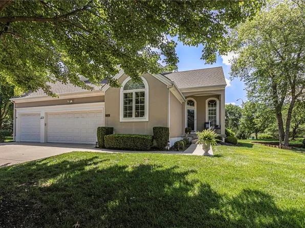 736 W 131st Ter, Kansas City, MO 64145