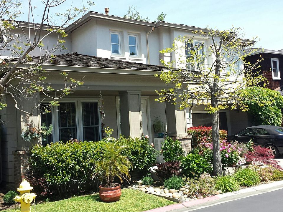 1st image of 530 Barron St