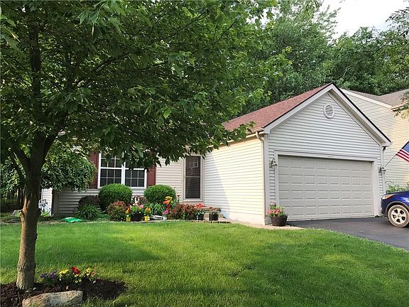 5th image of 466 Northwoods Dr