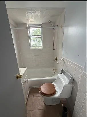 98 Andrew St N #3 — Photo 4