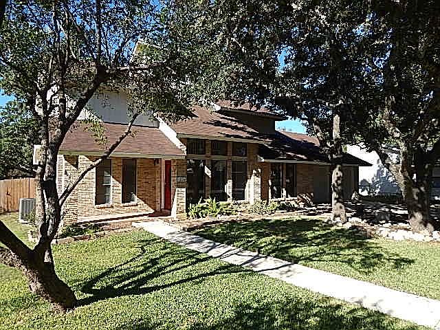 1st image of 1236 Weeping Willow St