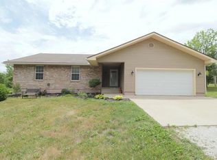 132 SE Golden Belt Rd, Oak Grove, MO 64075