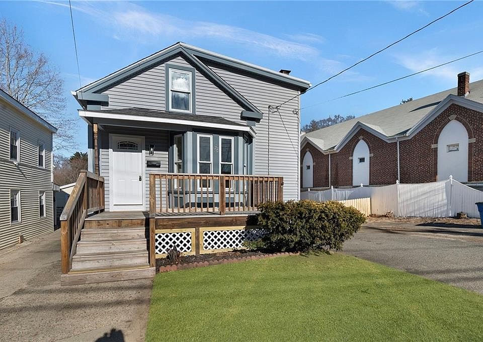 1st image of 76 Main St