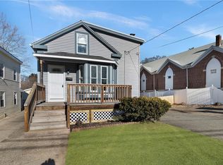 76 Main St, Blackstone, MA 01504