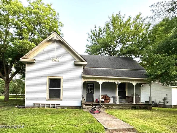 521 S Main St, Newbern, TN 38059