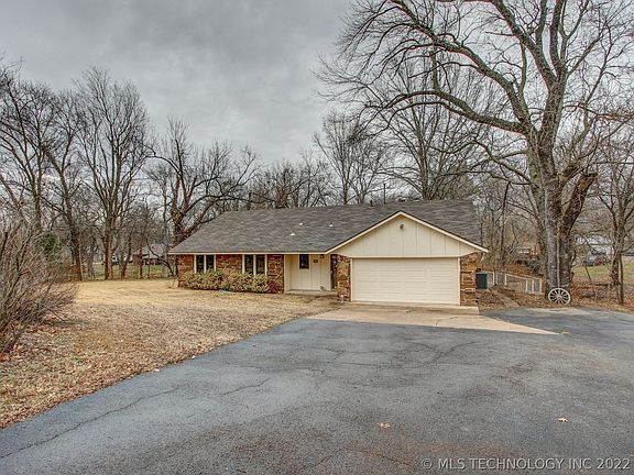 2nd image of 6633 S 250th East Ave