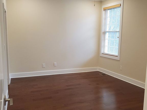2nd image of 149 Peachtree Cir NE #19