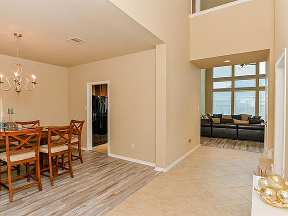 2nd image of 2835 Everhart Terrace Dr