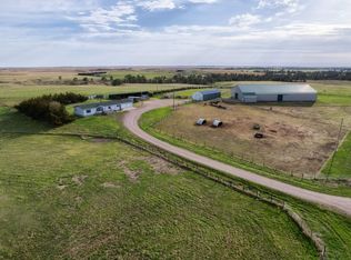 39922 Hilltop Rd, Valentine, NE 69201