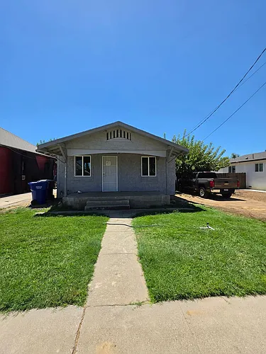 1178 E Park Way Photo 1