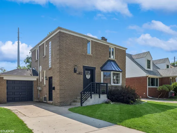 577 S Edgewood Ave, Elmhurst, IL 60126