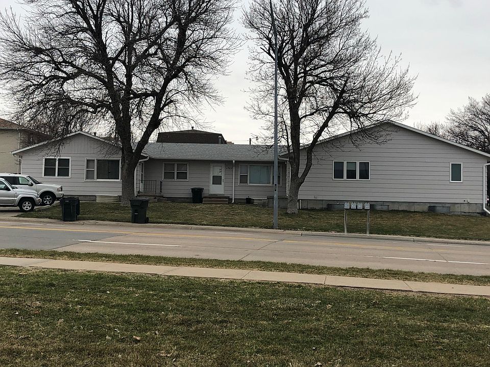 1st image of 1703 University Dr