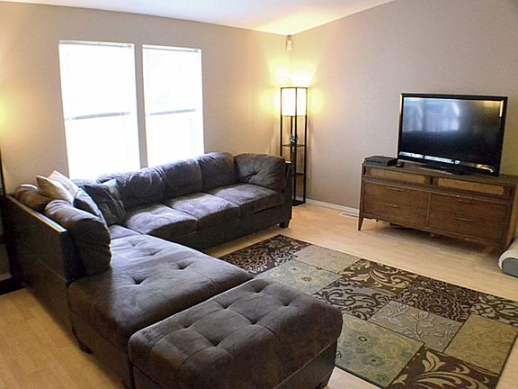 3rd image of 6121 Patrosa Ln SE
