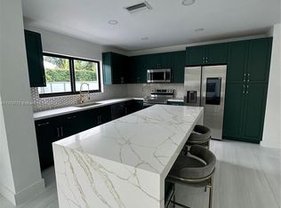 9400 SW 57th Ter, Miami, FL 33173