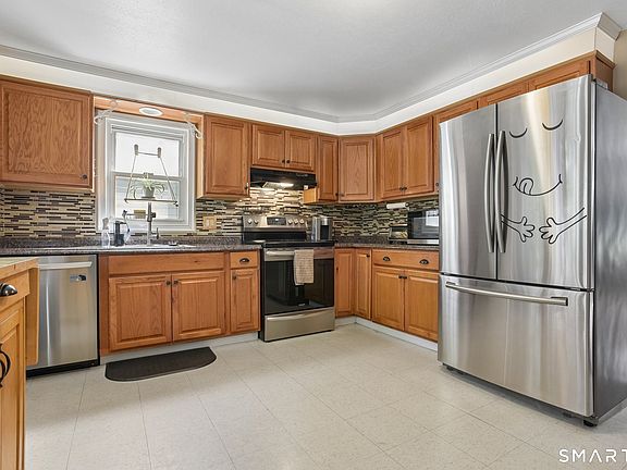 5th image of 44 Clifton Place