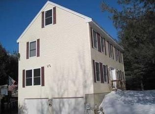 17 Bird Runner Rd, New Hampton, NH 03256