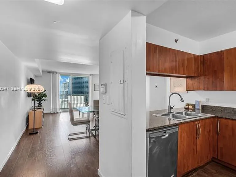 1200 Brickell Bay Dr #2915 — Photo 4