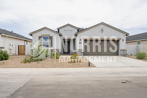 1519 E Lardner Dr Photo 1