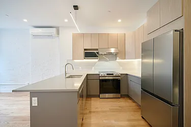 Rented by Living New York