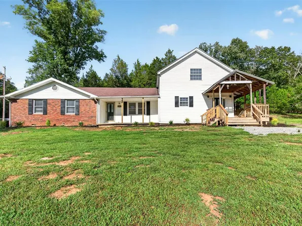 2210 Garrett Hollow Rd, Bowling Green, KY 42101