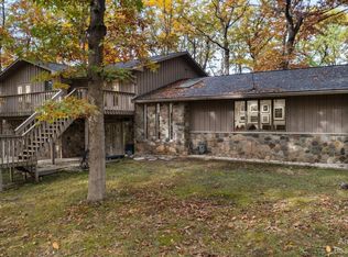 4100 Valentine Rd, Whitmore Lake, MI 48189