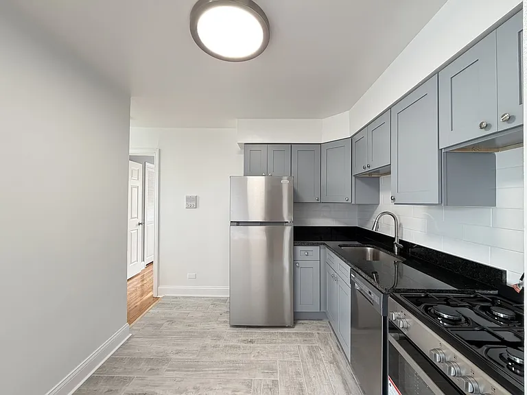 2754 W North Shore Ave #S3 — Photo 3
