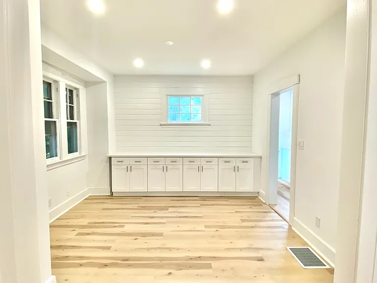 25 Beecher Pl — Photo 16