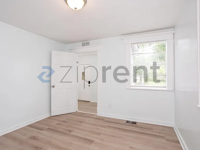 2184 W 45th St — Photo 5