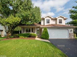 1508 Lakewood Dr, Joliet, IL 60431