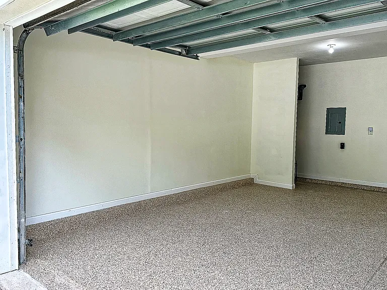 720 Pyracantha Dr — Photo 34