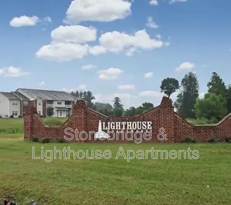 3 bed, 2.0 bath, 1300 sqft, $1,525 — Photo 1