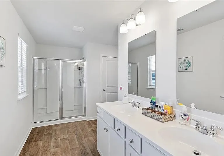 147 Troupe Dr — Photo 23