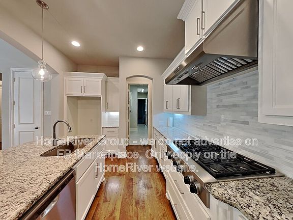 2nd image of 729 Royal Minister Blvd