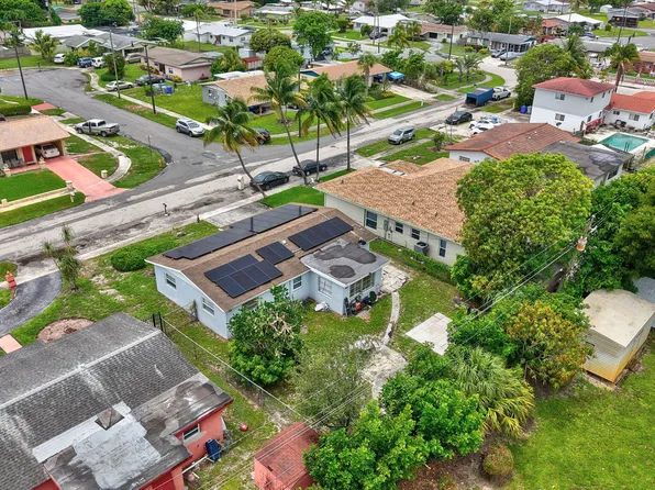 2341 NW 12th Court, Pompano Beach, FL 33069