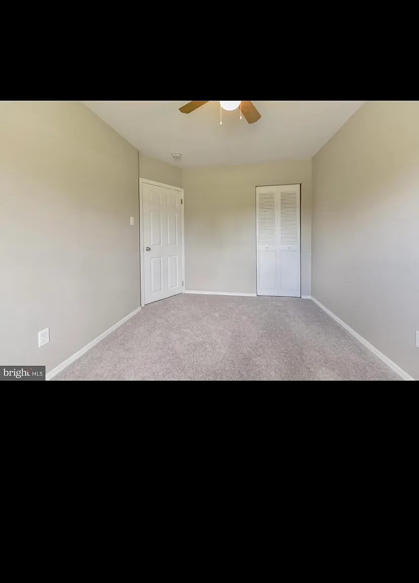 4 bed, 2076 sqft, $3,200 — Photo 4