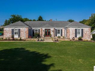 249 Maxfield Dr, Paducah, KY 42001