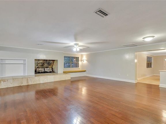 5th image of 102 Wyche Jones Ln