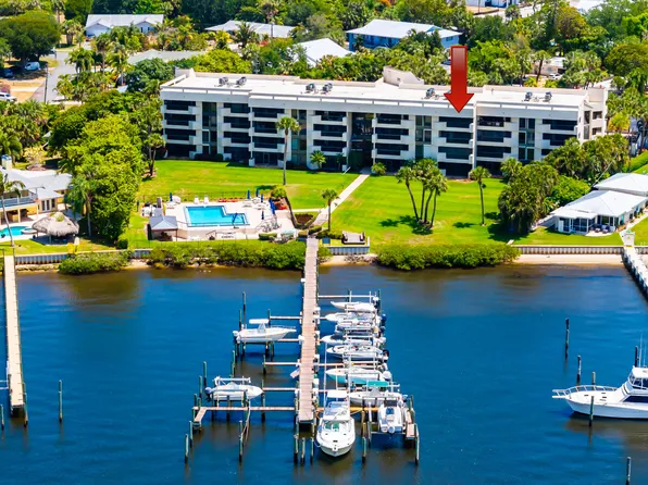 625 NW North River Dr APT 303, Stuart, FL 34994