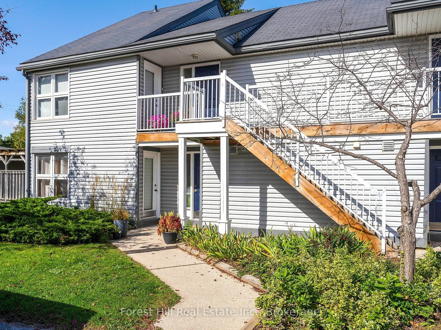 2 bed, $10,000 — Photo 2