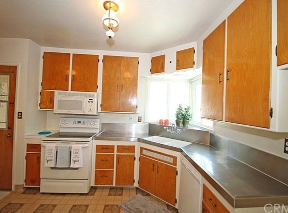 5th image of 5867 Daneland St