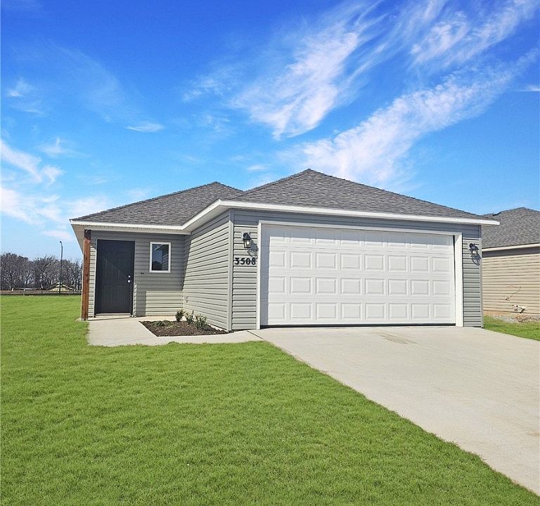 1st image of 3508 N Scarlet Ln