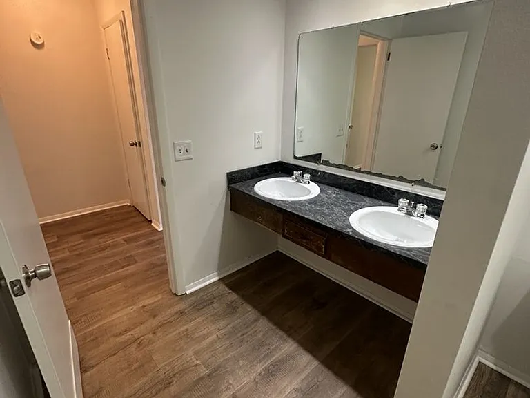505 Mountain Ridge Rd — Photo 13