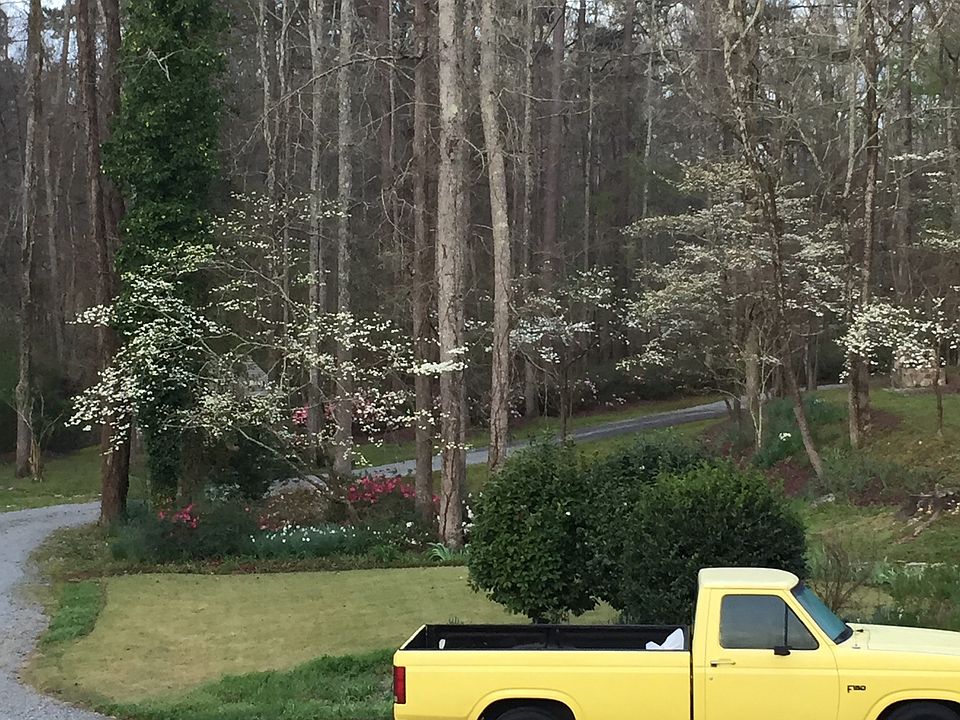 2nd image of 2478 Graham Rd
