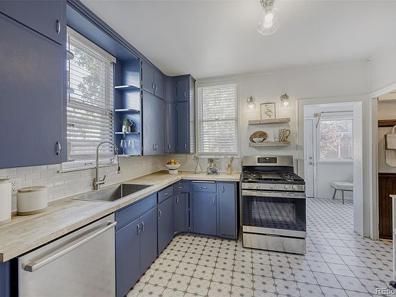 5th image of 4922 W 34th Avenue