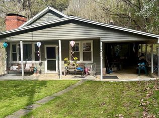 1216 Jug Hollow Rd, Herndon, WV 24726