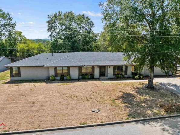 104 Jan St, Henderson, TX 75654